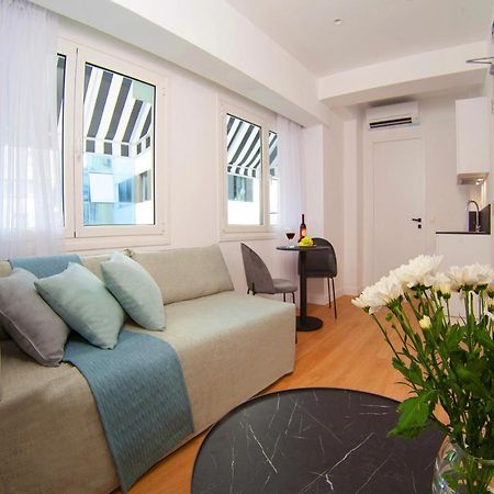 Phaedrus Living Executive Kriel Suites 101 Athena Bagian luar foto