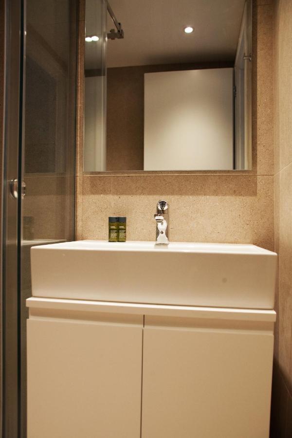 Phaedrus Living Executive Kriel Suites 101 Athena Bagian luar foto